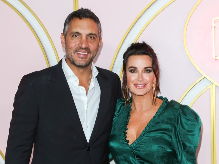 Kyle Richards and Mauricio Umansky Together